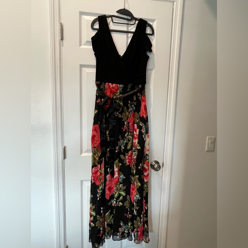 SLNY - Floral Print Maxi Dress Size 12